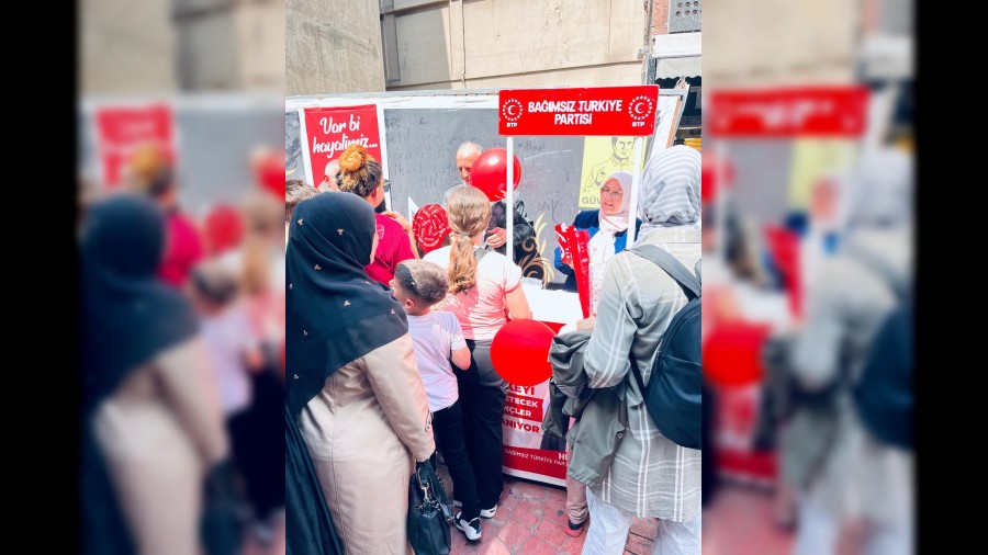 BTP'nin 23 Nisan stantlarına yoğun ilgi
