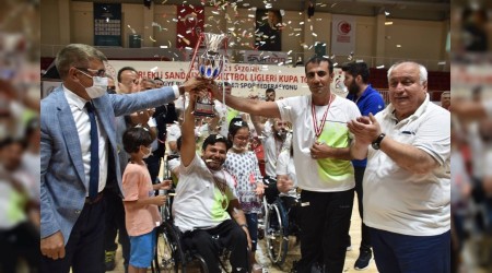 Demir Kartal GSK Tekerlekli Sandalye Basketbol Takm namalup ampiyon