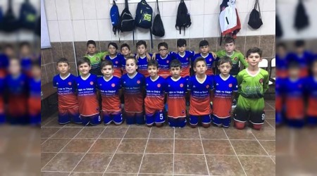 Yaa ve Yaat Eitimi Gelitirme Dernei ocuklar kt alkanlklardan uzat tutuyor