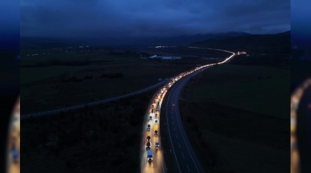 Bayram d�n��� �ilesi 30 km yi buldu