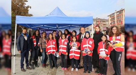 Bakan Kseden kan bana destek