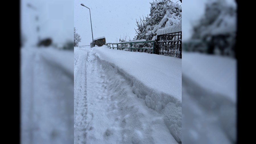 Karabük'te köylerde kar kalınlığı 1.5 metreyi aştı
