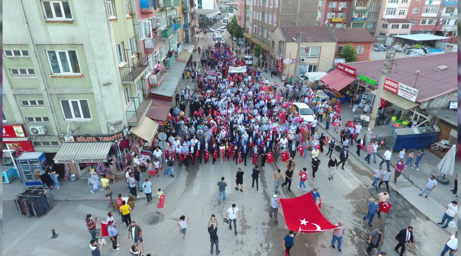 Vali Gürel: “Milletimiz bu karanlık gecenin sabahını aydınlığa çevirmiştir”