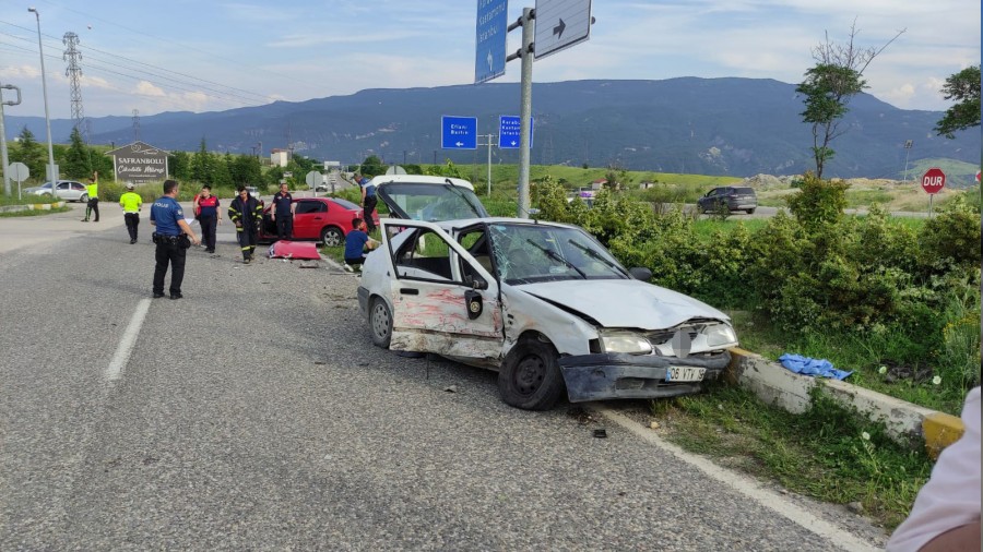 Trafik kazas: 3 yaral
