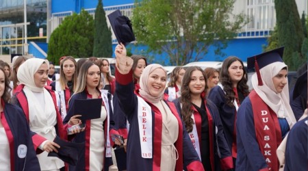 Gelecein salklar diplomalarn ald