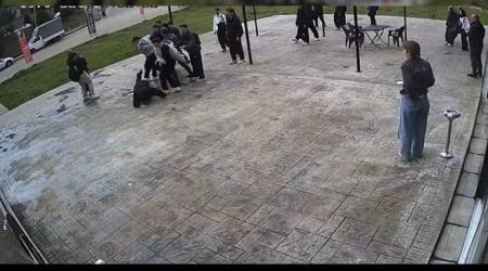 Akran zorbal���na u�rayan genci Esnaf kurtard�